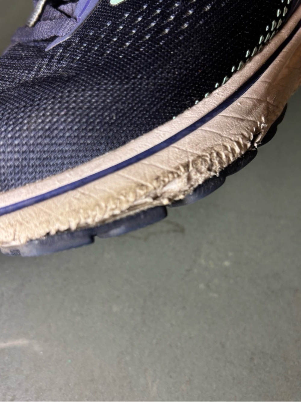 Brooks Women's Navy and Mint Lace-Up Running Sneakers - Picture 6 of 10